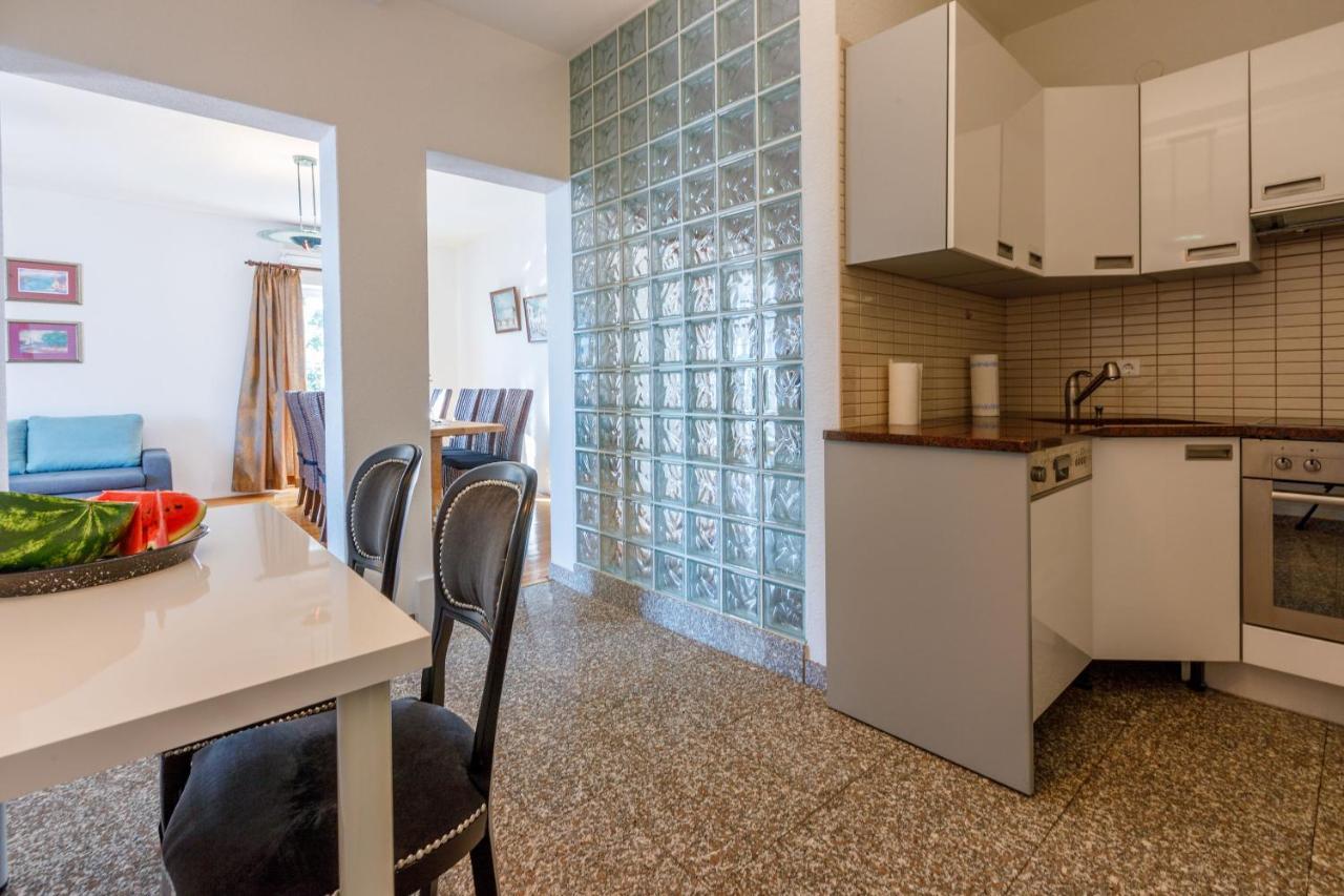 Apartment Goran *